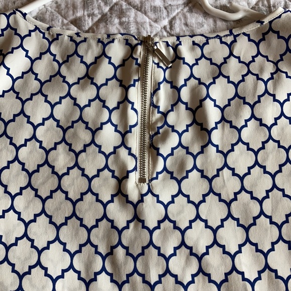 Patterned express blouse- medium - Picture 6 of 6